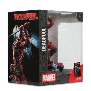 Фигурка Marvel Deadpool 1:10th Scale Collectible with Scene (Deadpool #1) McFarlane