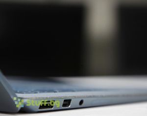 Microsoft Surface Laptop 2 1769 Cobalt Blue