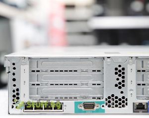 HP ProLiant DL380p Gen8