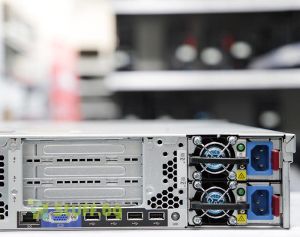 HP ProLiant DL380p Gen8