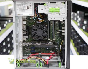 Fujitsu Celsius W570