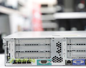 HP ProLiant DL380p Gen8