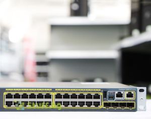 Cisco Catalyst 2960S 24-port 10/100/1000 + 4xSFP