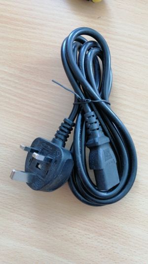 C13 UK plug power cable